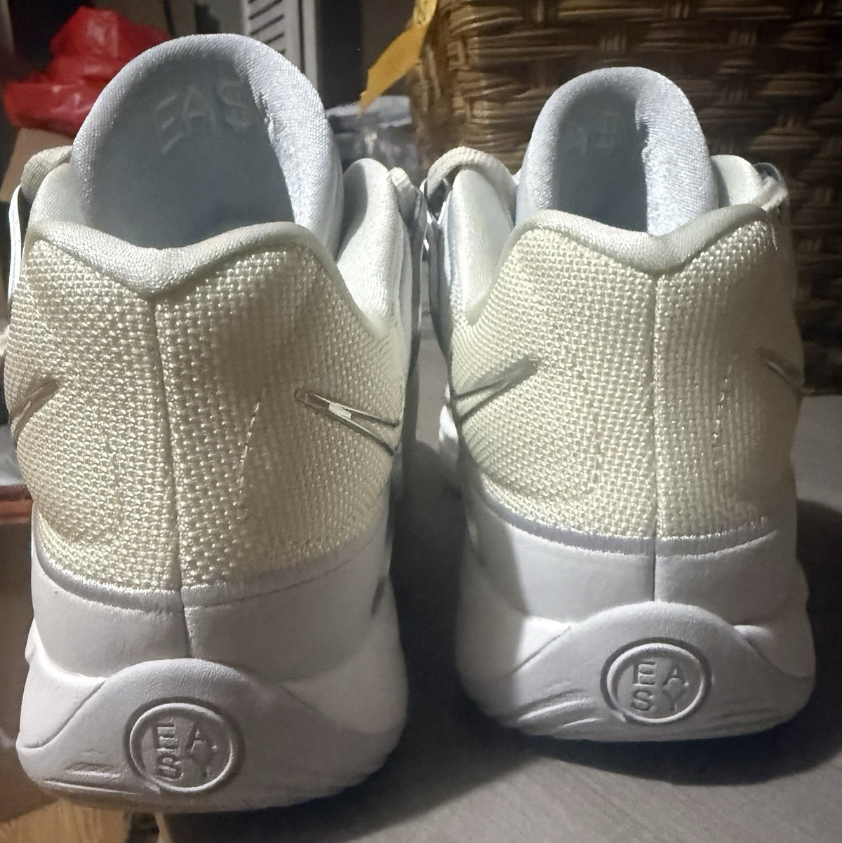 NEW - Nike KD 18 Soft Pearl - Size 11.5