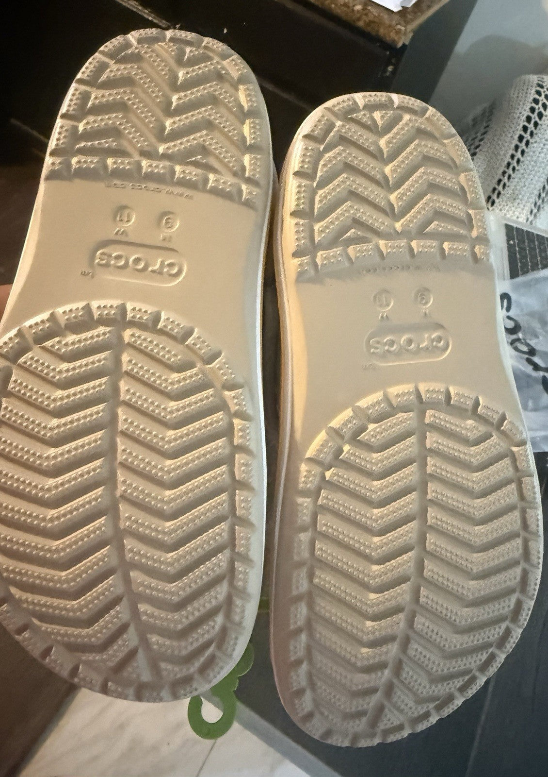 Crocs Women 9