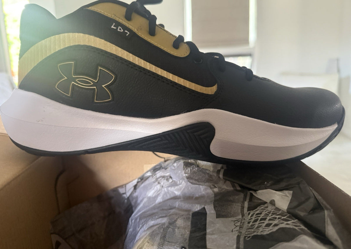 Size 13 - Under Armour Lockdown 7 Black Metallic Gold