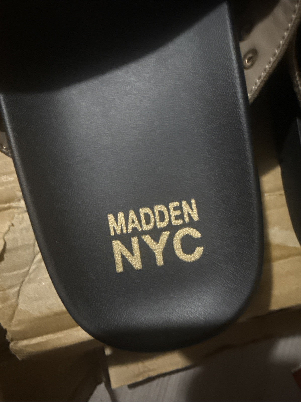 Madden NYC Sandals shoes 8.5