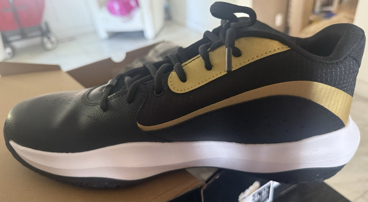 Size 13 - Under Armour Lockdown 7 Black Metallic Gold