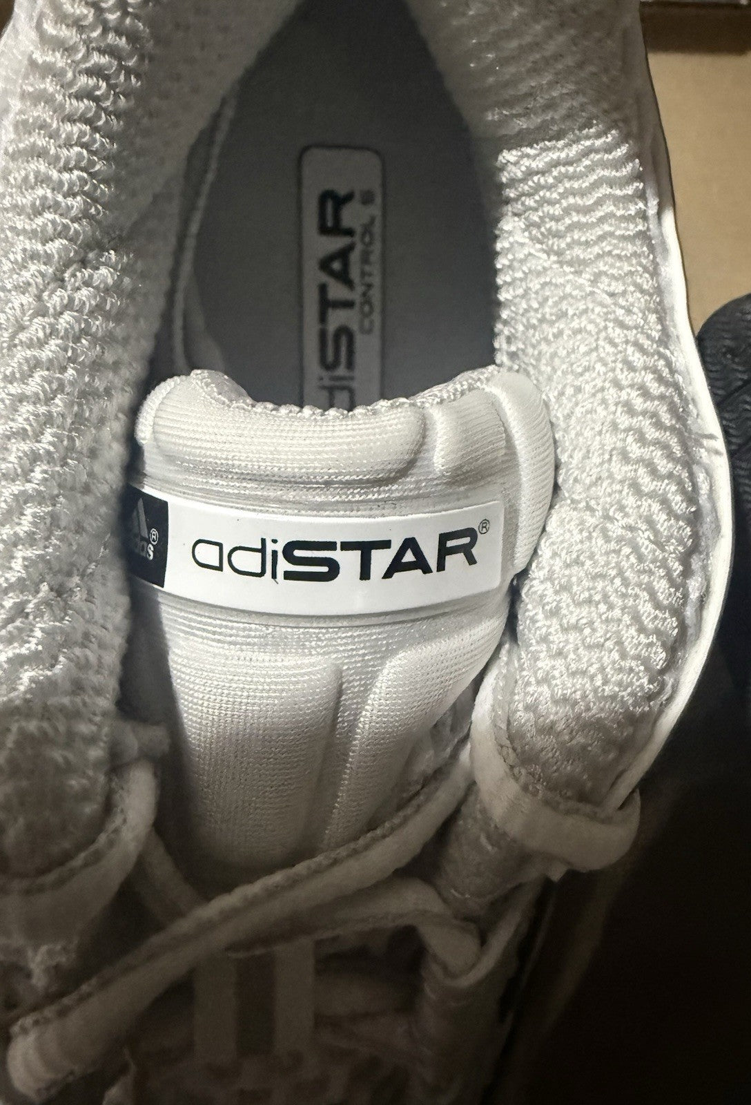 Size 93.5 - adidas Adistar Control 5 Grey Silver Metallic